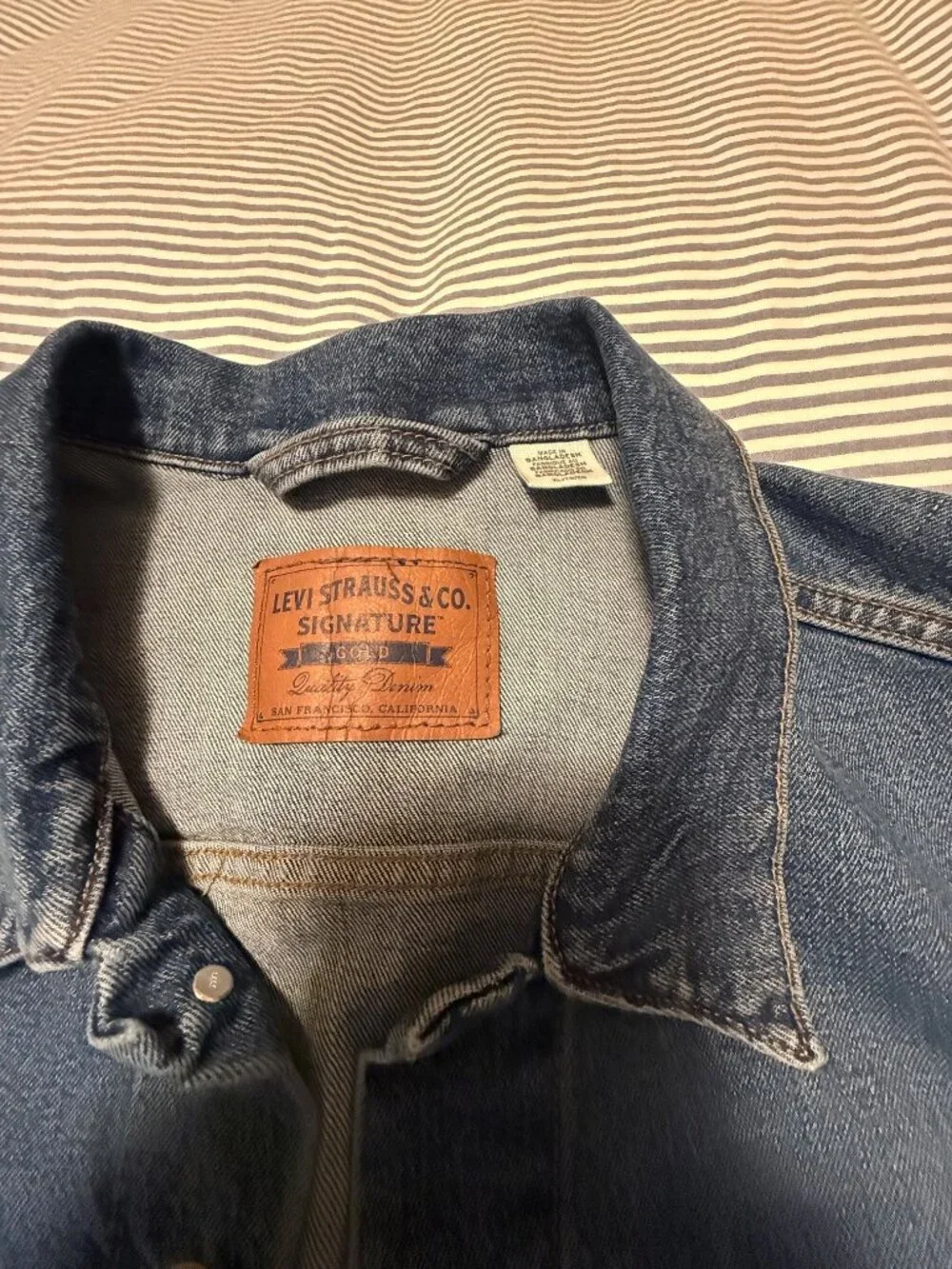 Men's Levi's Jean Jacket - Excellent Condition - Size XL
